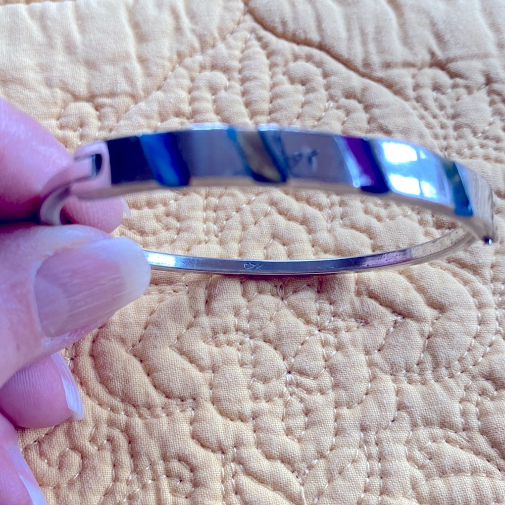 Beautiful .925 silver bangle